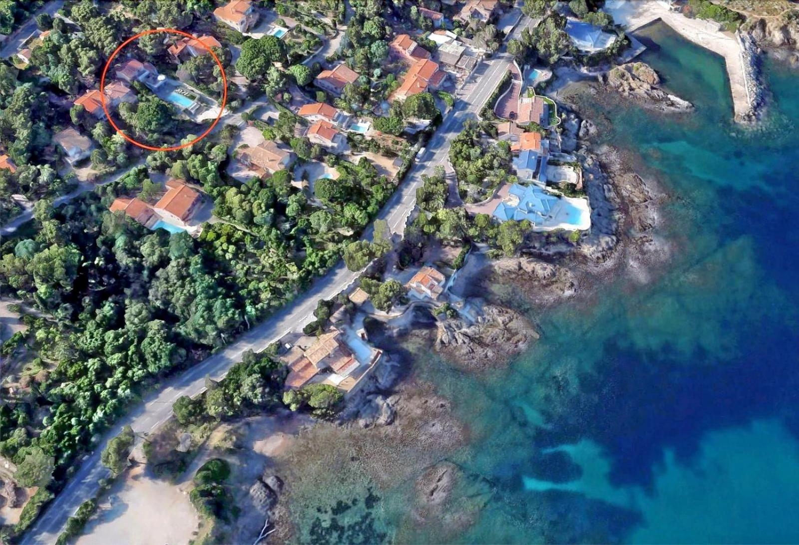 Villa Mediterranea Лес-Иссамбр Экстерьер фото